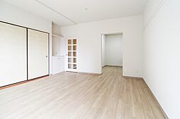 URエステート大南公園 2階3LDKのリビング/ダイニング