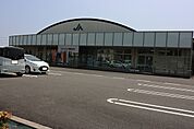 JAハイナン榛原支店（592m）