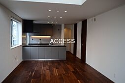 東京メトロ半蔵門線 表参道駅 徒歩4分の賃貸マンション 3階3LDKのリビング/ダイニング
