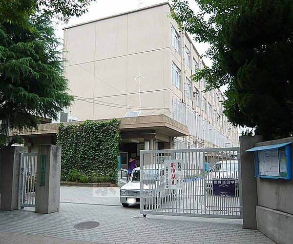 画像11:竹田小学校まで643m 竹田駅の東側にある小学校です。
