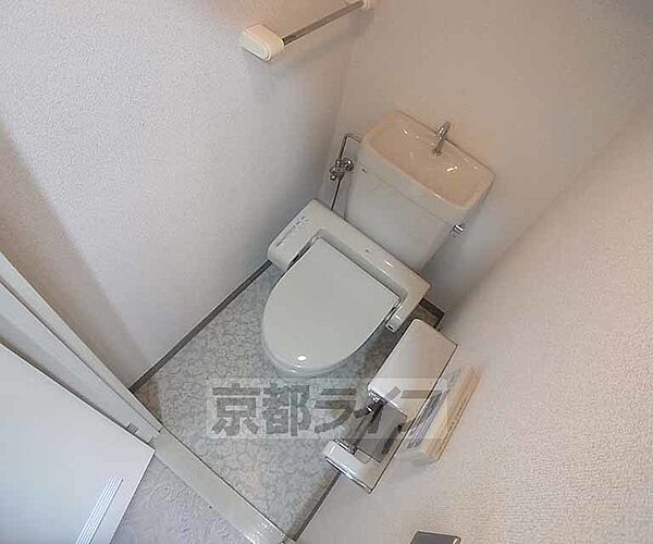 画像7:清潔感のある洋式トイレ。