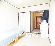 落ち着いた雰囲気のお部屋です