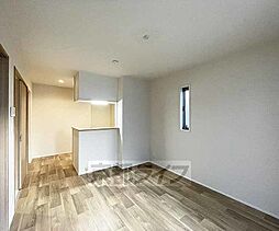 Ｃａｒｒｅ　ｈｅｕｒｅｕｘ　ＧＯＪＯ 1階1LDKのリビング/ダイニング