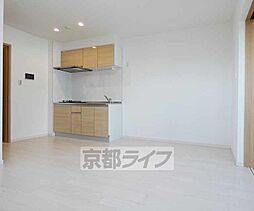 ＫＴＩレジデンス淀 201 2階1LDKのリビング/ダイニング