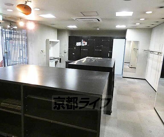 室内