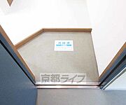 玄関も広めです。