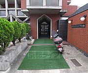 建物入り口部分です。