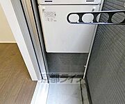 明るいバルコニーです。