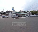 ファミリーマート京田辺大住店まで564m