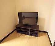 備え付きのテレビです。