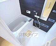 シックな印象のバスルームです。