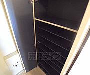 大きな下駄箱も完備されています