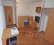 家具付きで過ごしやすいリビングです
