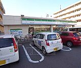 ファミリーマート長岡京久貝店まで180m