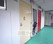 室外の廊下