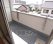 広いバルコニーです。