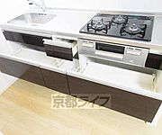 収納多数のキッチンです。