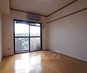 明るいお部屋です。