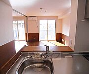 キッチンからの視点です。