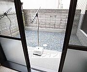 1Ｆは専用庭がございます。