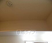上部の棚が便利