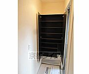 靴もたくさん置けます