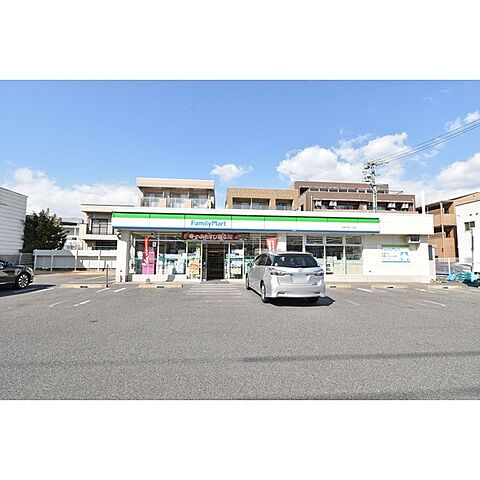 コンビニ「ファミリーマート名東本通三丁目店まで534ｍ」
