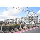 中学校「春日井市立藤山台中学校まで325ｍ」