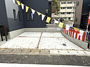 駐車場2台可能。