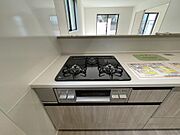3口コンロで料理もはかどります。