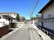 東側の前面道路！