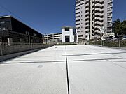 敷地広々72坪！