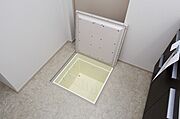 何かと便利な床下収納。