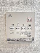 写真は同施工会社のものです。浴室乾燥暖房付き。