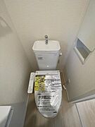 トイレは1階と2階にあります。
