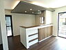 キッチン：家族の会話が弾むカウンターキッチン！