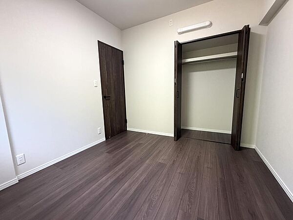 洋室を拡大表示