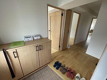 シューズボックス付きで玄関すっきり!