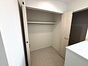 2階ホールにも収納、片付きます！