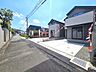 外観：前面道路。