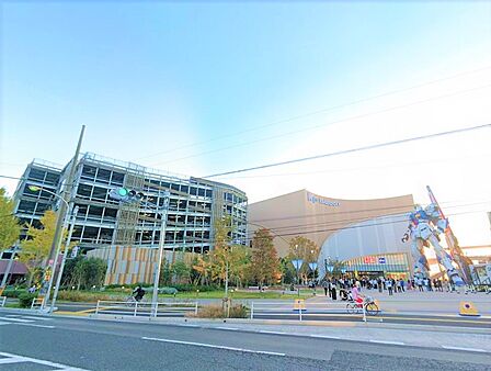 ららぽーと福岡まで約2ｋｍ！