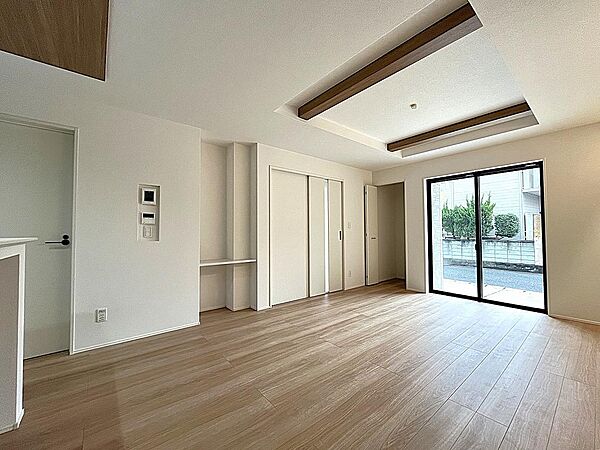 リビング/ダイニングを拡大表示