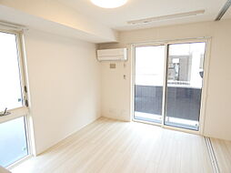 オーシエルメゾン 201 2階1LDKのリビング/ダイニング