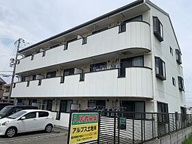 兵庫県姫路市飾磨区中島３丁目（賃貸マンション3LDK・3階・65.88㎡） その1