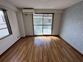 JR播但線 野里駅 徒歩9分