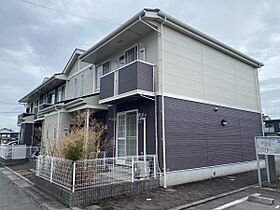 兵庫県姫路市飾磨区中島１丁目（賃貸アパート2LDK・2階・65.07㎡） その1