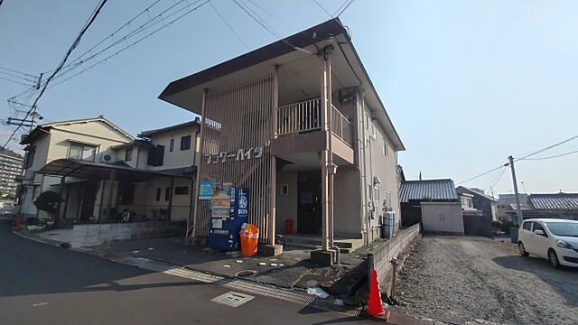 4 / 7