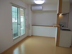 ドミールディオンII 202 2階1LDKのリビング/ダイニング