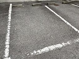 10 / 11