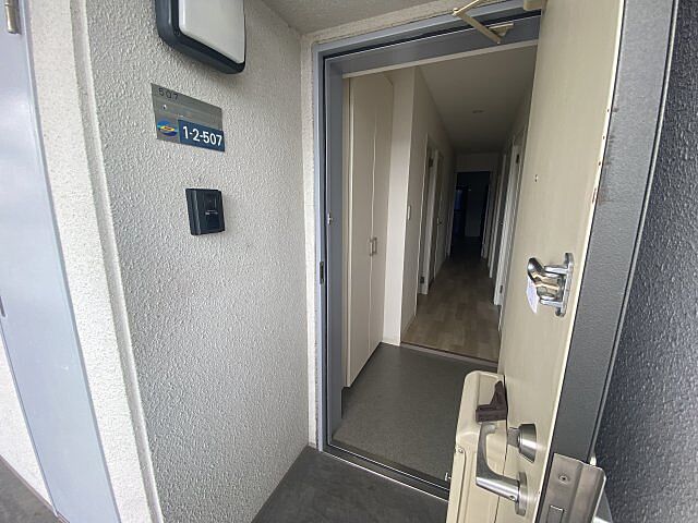玄関